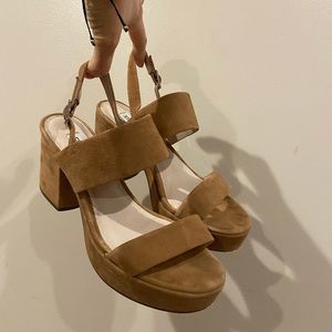 STEVE MADDEN BROWN SUEDE SANDALS